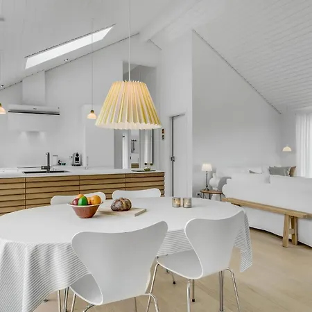 Stunning In With Kitchen