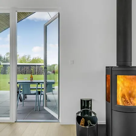 Сasa de vacaciones Stunning In With Kitchen